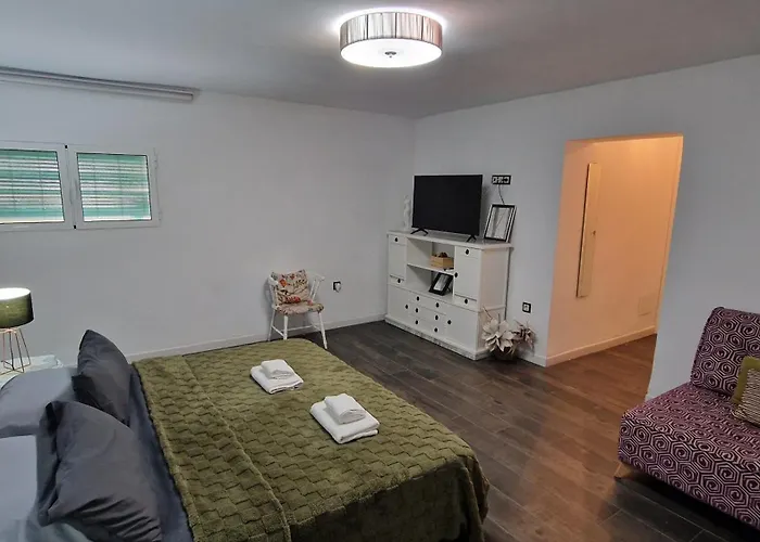 公寓 Stylish & Fully Furnished 3 Bedrooms Flat -4 Min Walk To Beautiful